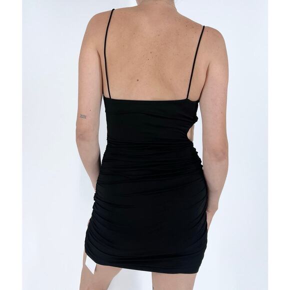 NWT Women’s Black Front Twist Cut Out Dress Size Small - Picture 2 of 3